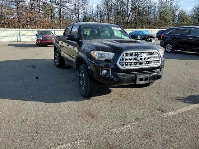 2016 Toyota Tacoma - Image 11