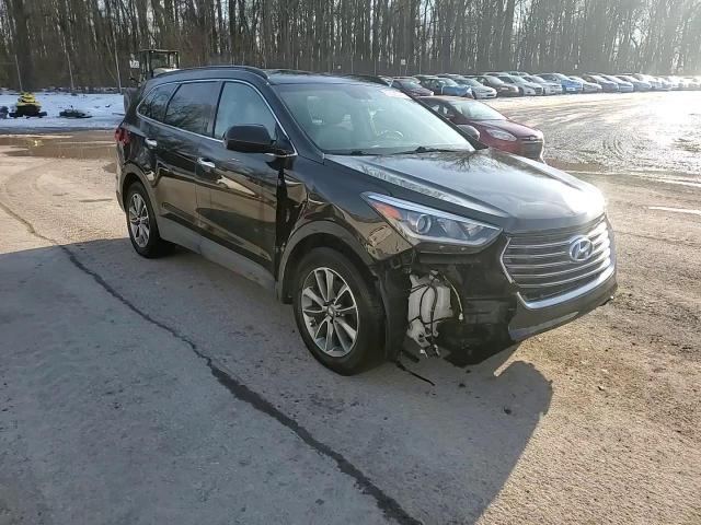 2017 Hyundai Santa Fe - Image 14