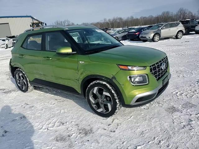 2022 Hyundai Venue - Image 14