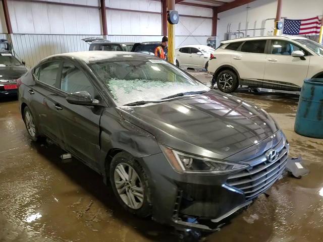 2020 Hyundai Elantra - Image 13