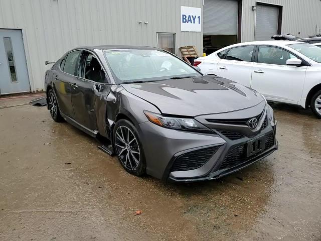 2021 Toyota Camry - Image 13