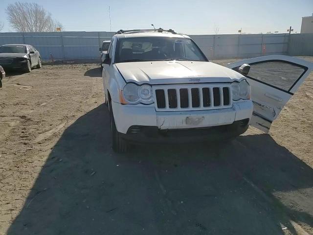 2010 Jeep Grand Cherokee - Image 12