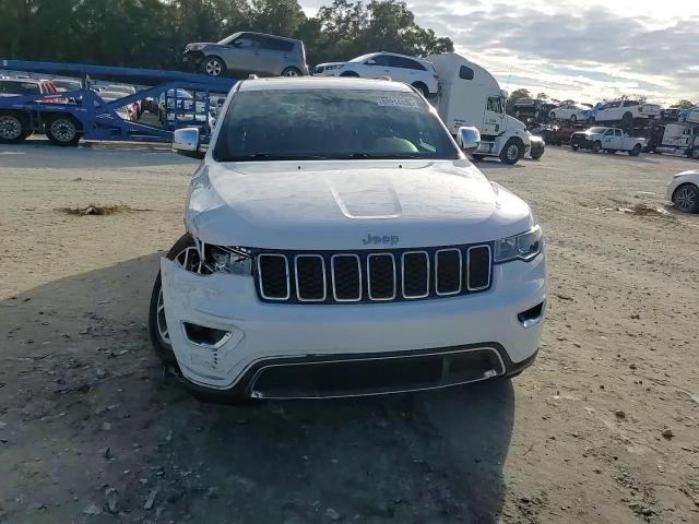 2020 Jeep Grand Cherokee - Image 12