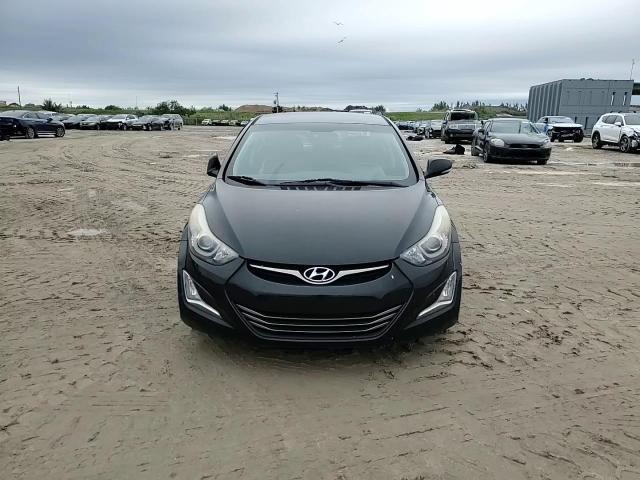 2016 Hyundai Elantra - Image 11