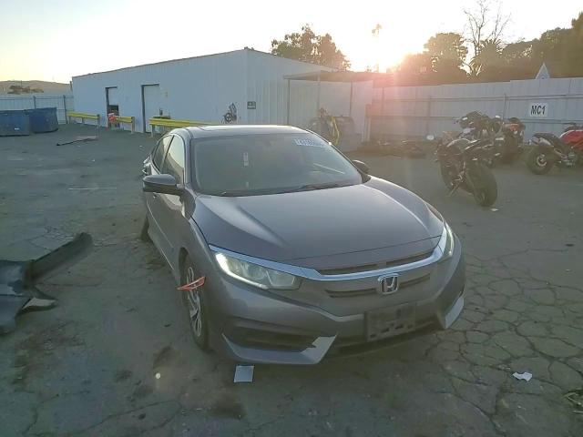 2016 Honda Civic - Image 10
