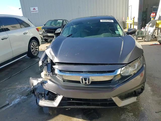 2018 Honda Civic - Image 13
