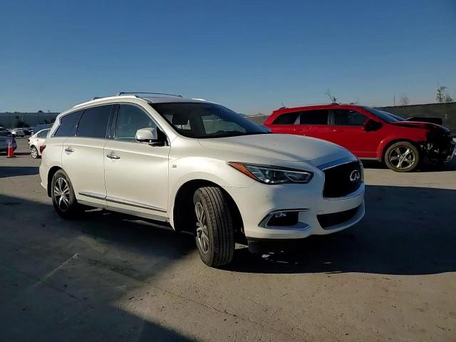2017 Infiniti QX60 - Image 13