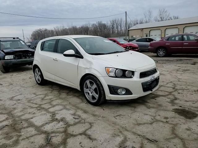 2015 Chevrolet Sonic - Image 10