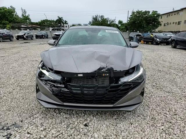 2023 Hyundai Elantra - Image 13
