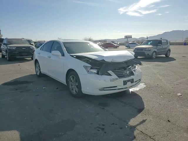 2009 Lexus ES - Image 11