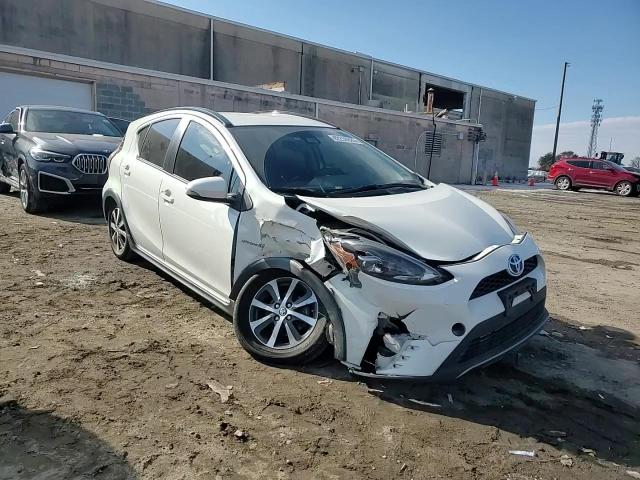 2018 Toyota Prius - Image 11