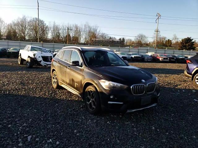 2016 BMW X1 - Image 11