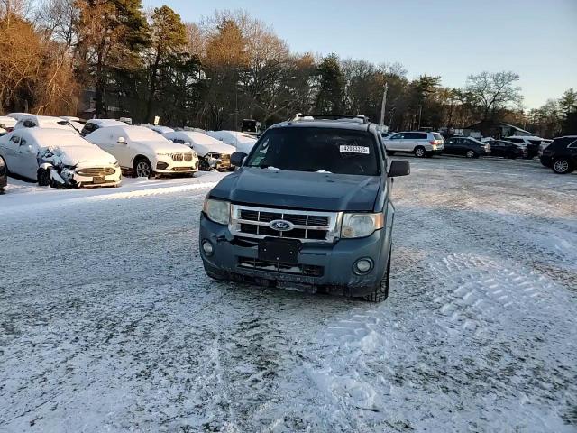 2010 Ford Escape - Image 12