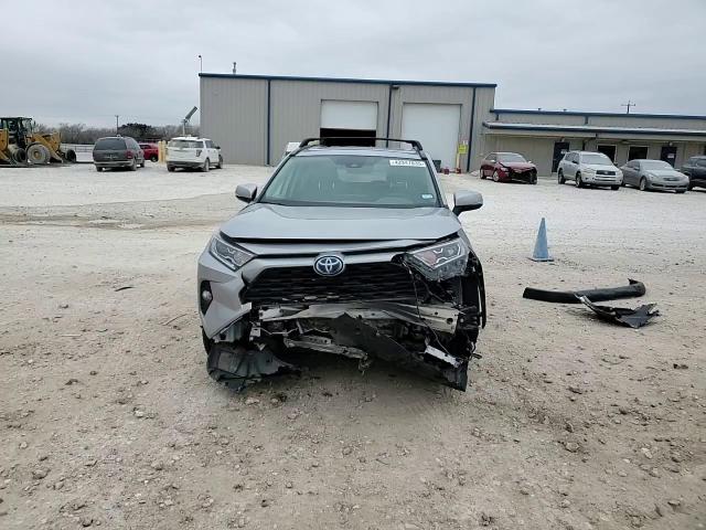 2019 Toyota RAV 4 - Image 12