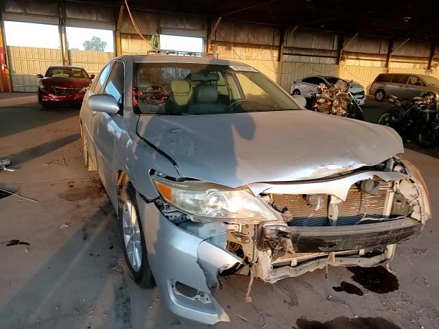 2011 Toyota Camry - Image 11