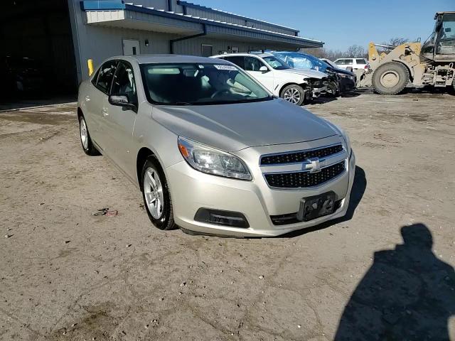 2013 Chevrolet Malibu - Image 12