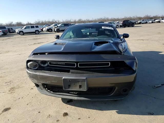 2015 Dodge Challenger - Image 11