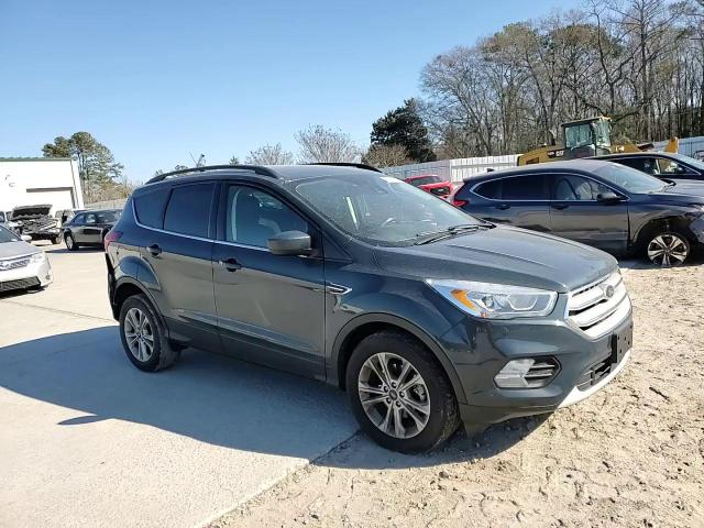 2019 Ford Escape - Image 11
