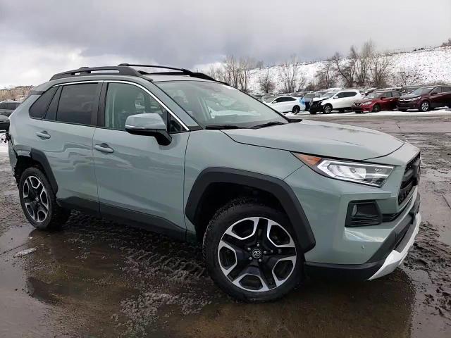 2019 Toyota RAV 4 - Image 15