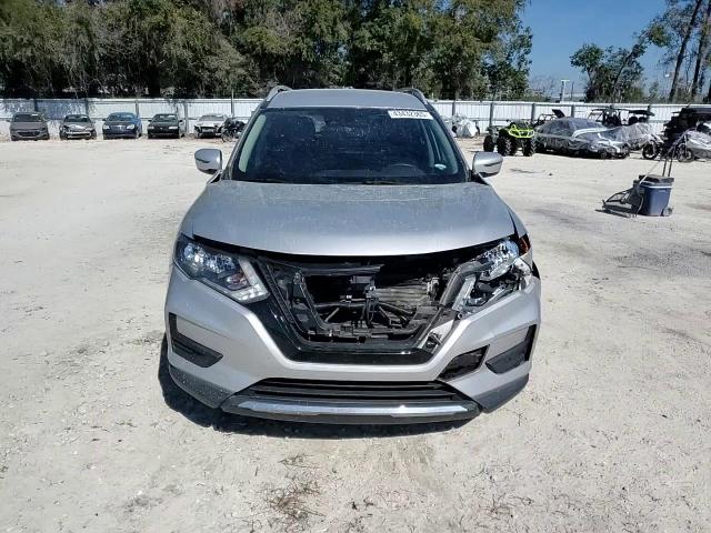 2019 Nissan Rogue - Image 12