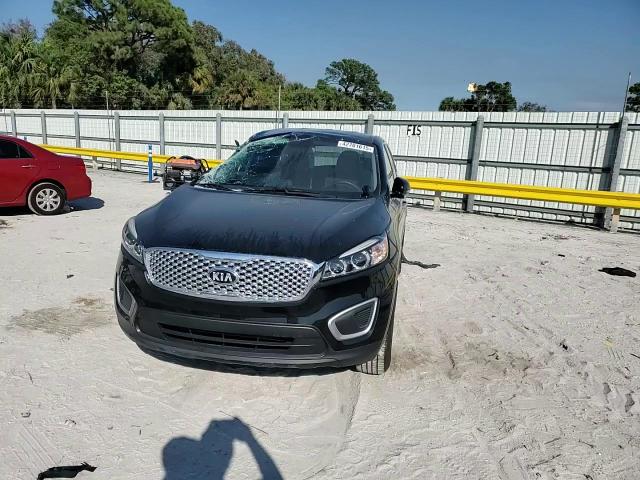 2018 Kia Sorento - Image 11
