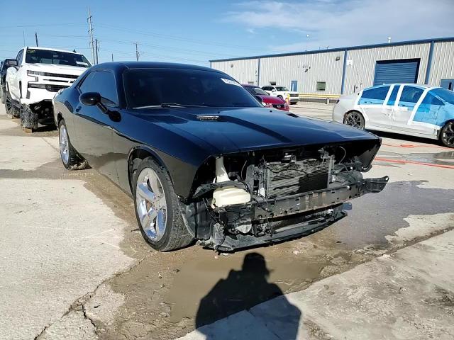 2013 Dodge Challenger - Image 13