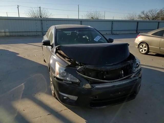 2015 Nissan Altima - Image 11
