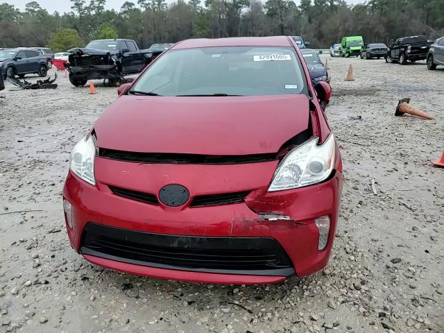 2013 Toyota Prius - Image 14