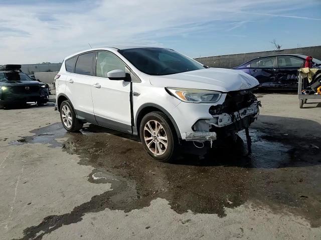 2017 Ford Escape - Image 15