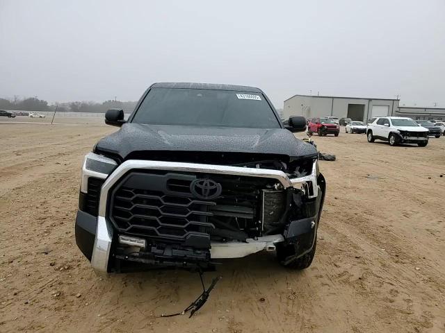 2022 Toyota Tundra - Image 11