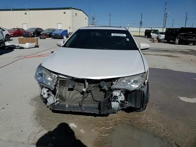 2014 Toyota Camry - Image 13