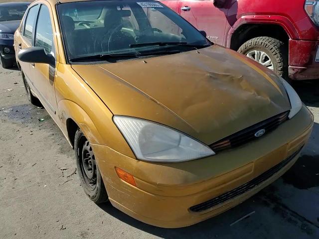 2001 Ford Focus - Image 10