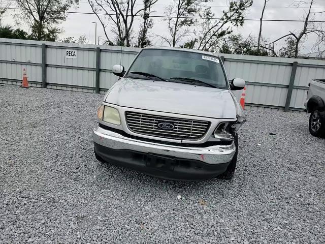 2003 Ford F-150 - Image 10