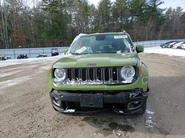 2016 Jeep Renegade - Image 12