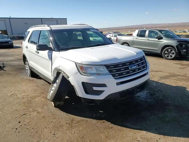 2016 Ford Explorer - Image 15