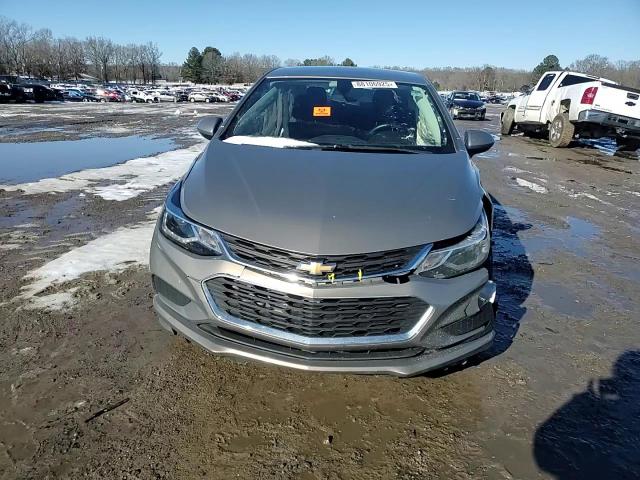 2017 Chevrolet Cruze - Image 10
