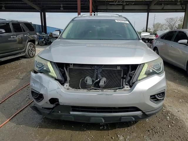 2017 Nissan Pathfinder - Image 15