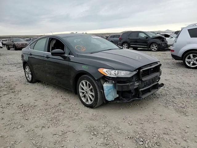2017 Ford Fusion - Image 10