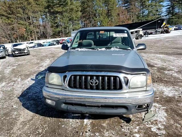 2004 Toyota Tacoma - Image 11