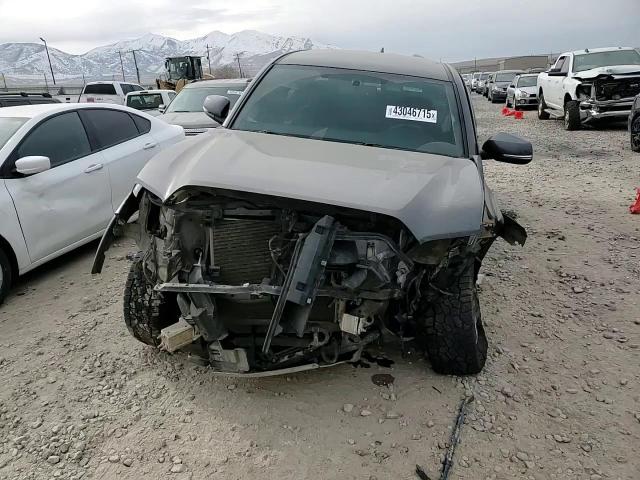 2017 Toyota Tacoma - Image 10