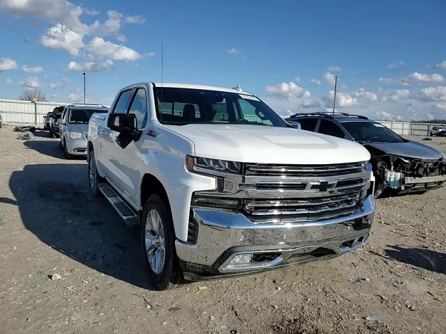 2019 Chevrolet Silverado - Image 10