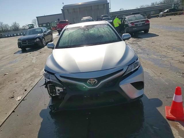 2019 Toyota Camry - Image 14