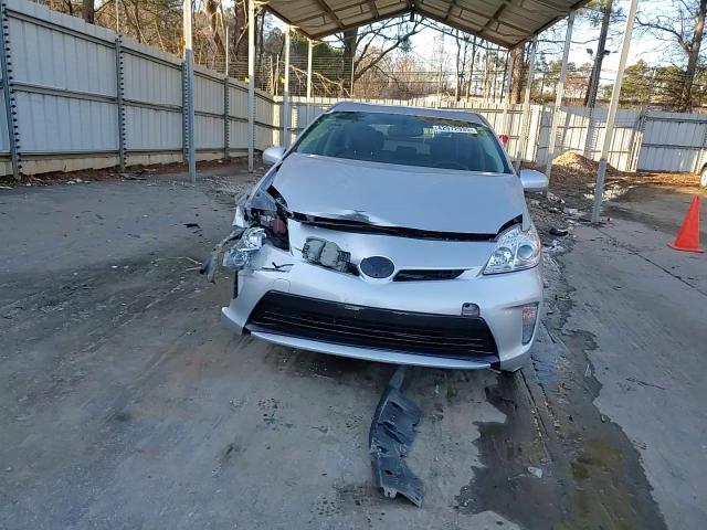 2015 Toyota Prius - Image 13