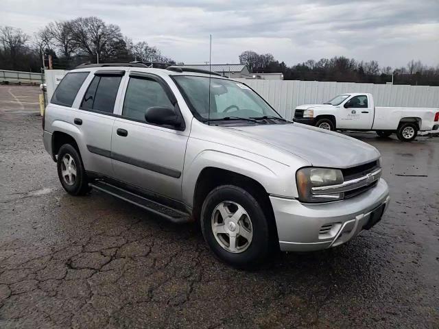 2005 Chevrolet TrailBlazer - Image 12