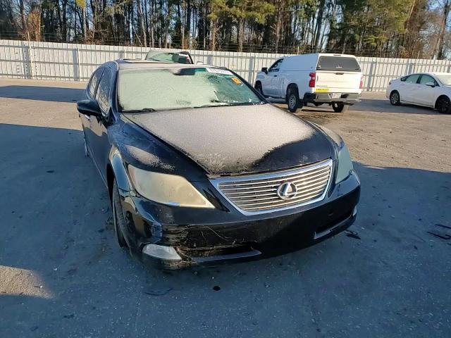 2009 Lexus LS - Image 11