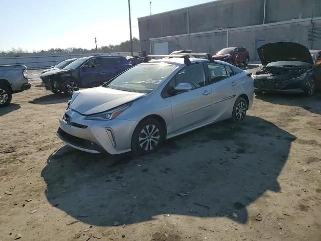 2019 Toyota Prius - Image 10