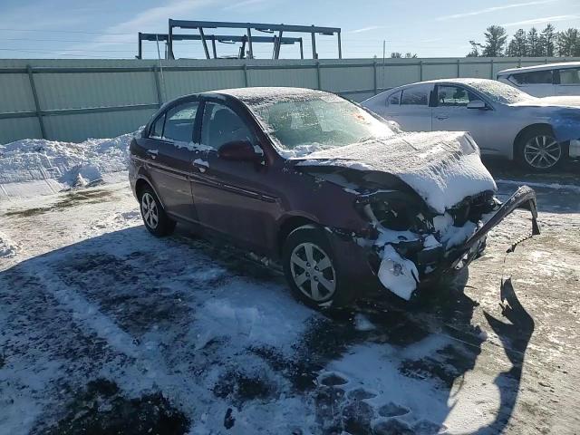 2008 Hyundai Accent - Image 11