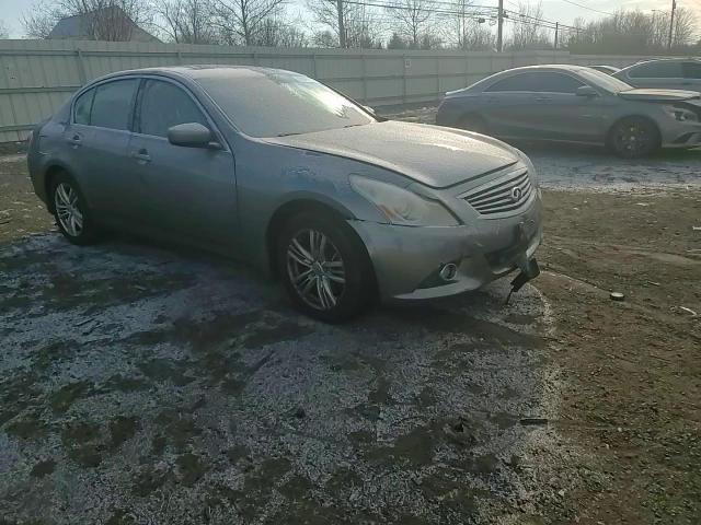 2011 Infiniti G - Image 11