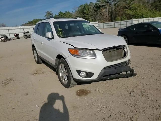 2012 Hyundai Santa Fe - Image 12