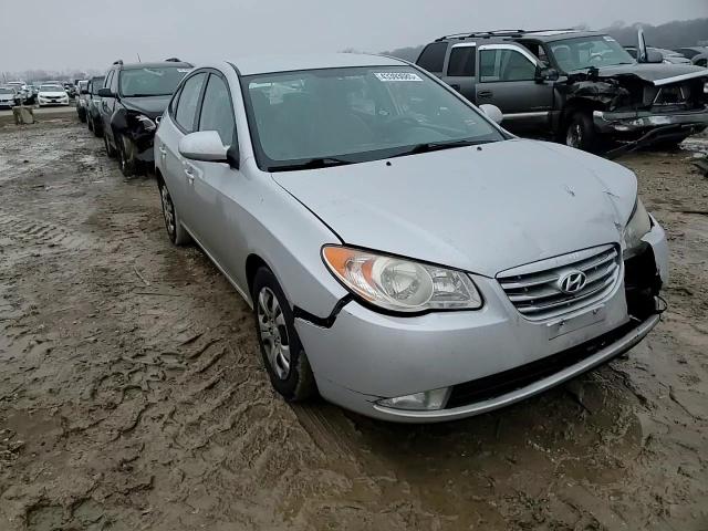 2010 Hyundai Elantra - Image 11
